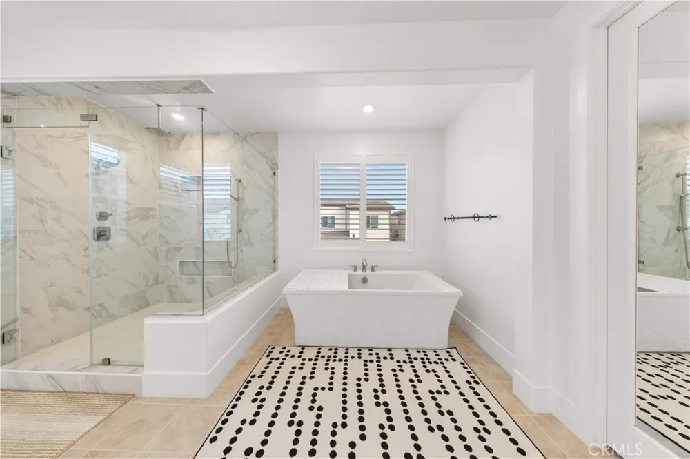 262 Sora Irvine, CA 92618