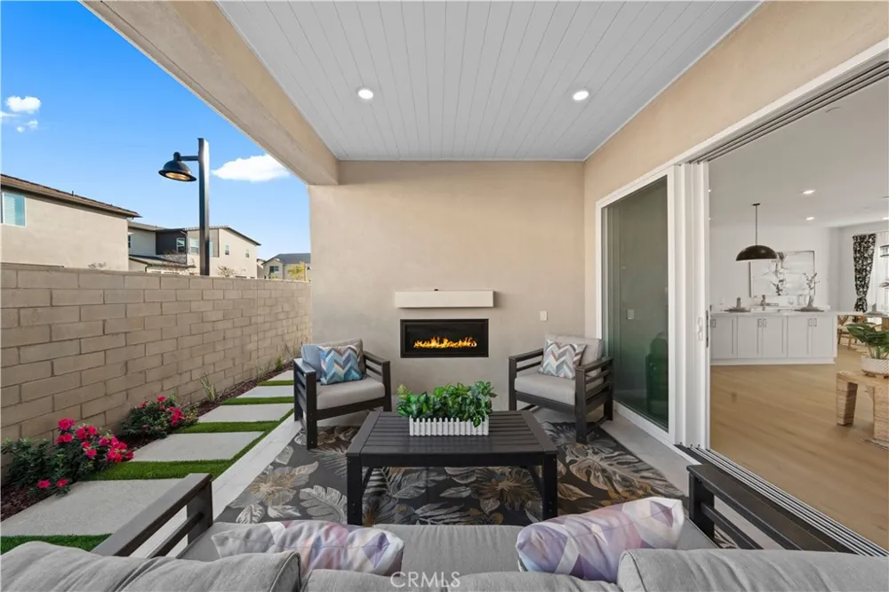 262 Sora Irvine, CA 92618
