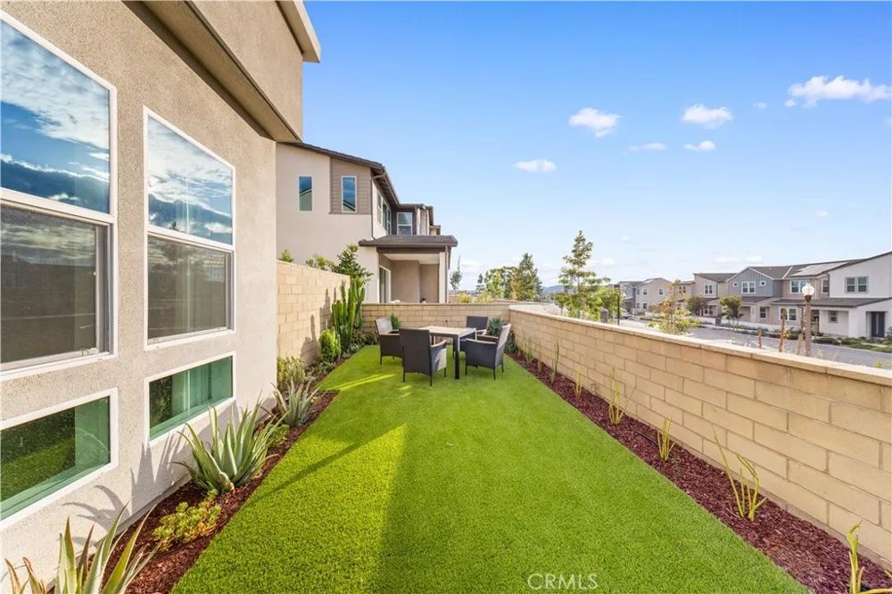 262 Sora Irvine, CA 92618