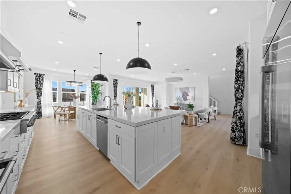 262 Sora Irvine, CA 92618