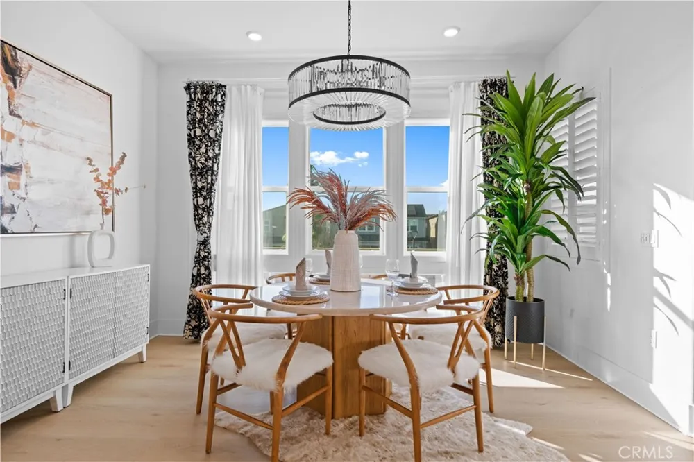 262 Sora Irvine, CA 92618