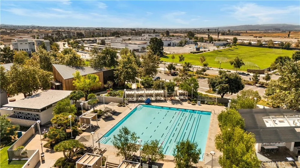 262 Sora Irvine, CA 92618