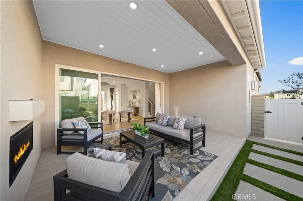 262 Sora Irvine, CA 92618