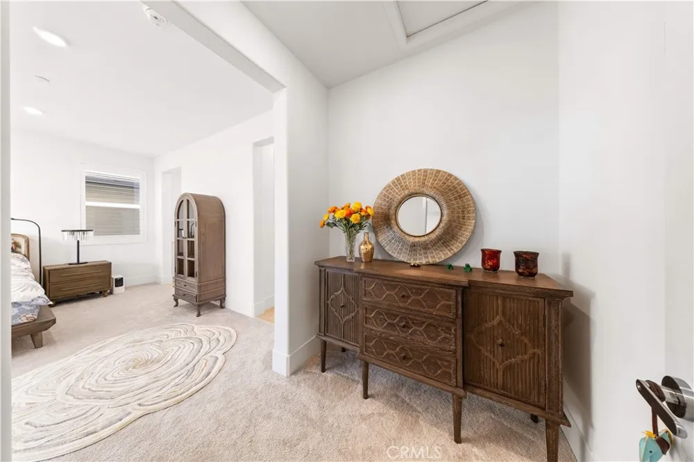 262 Sora Irvine, CA 92618