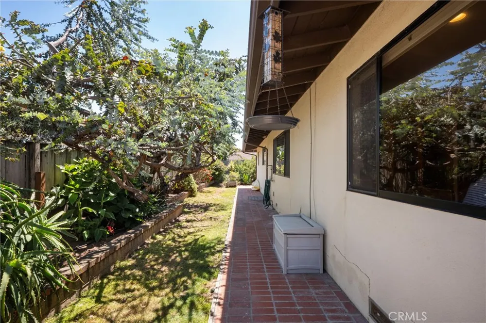 182 Luzon Street Morro Bay, CA 93442