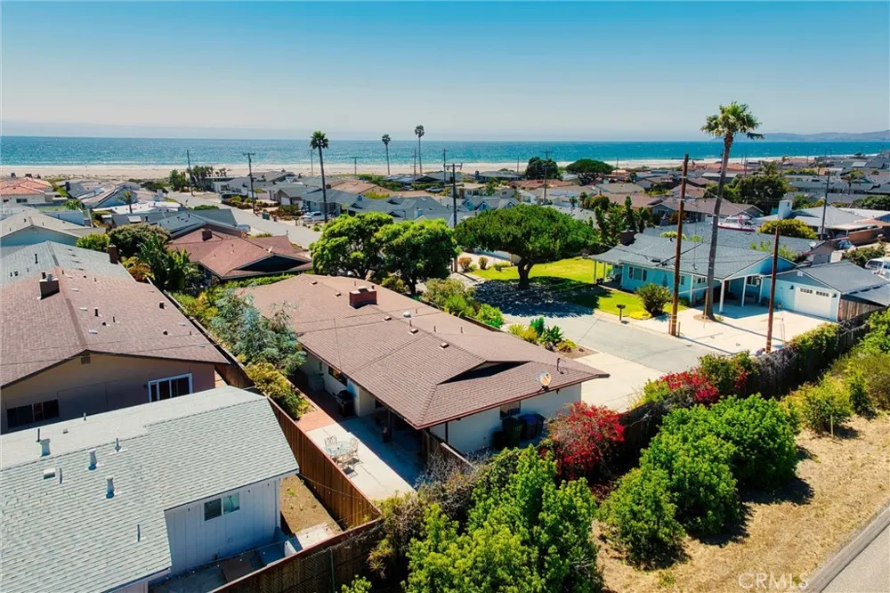 182 Luzon Street Morro Bay, CA 93442