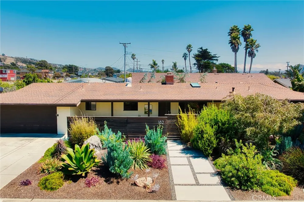 182 Luzon Street Morro Bay, CA 93442