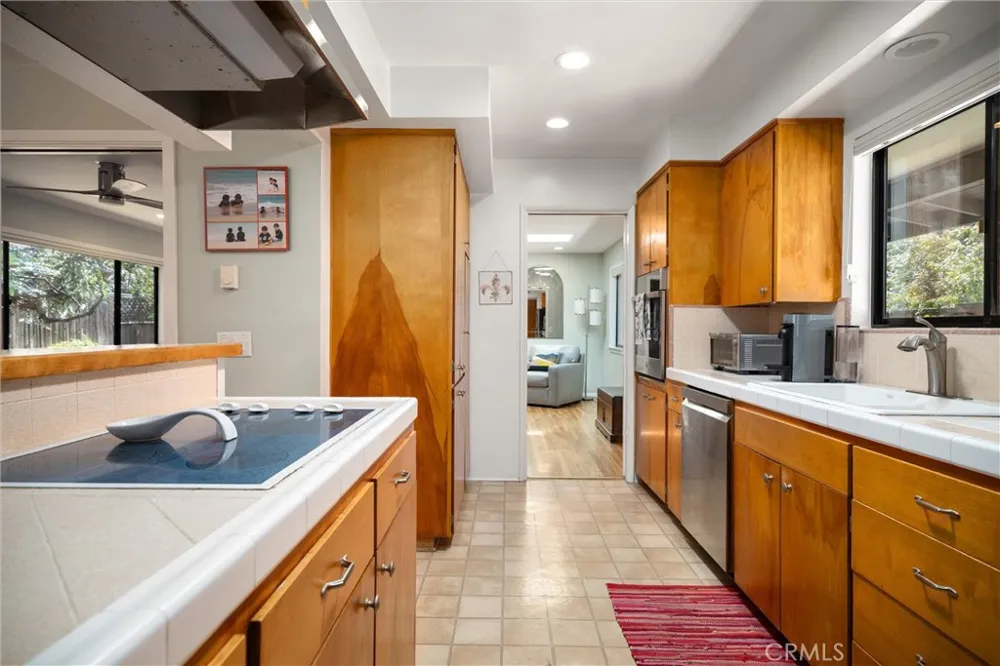 182 Luzon Street Morro Bay, CA 93442