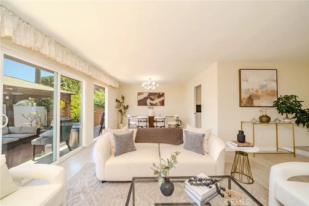 4908 Onyx Torrance, CA 90503