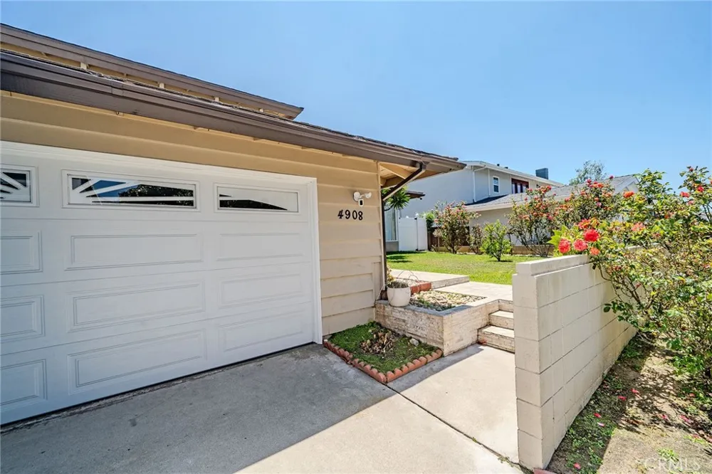 4908 Onyx Torrance, CA 90503
