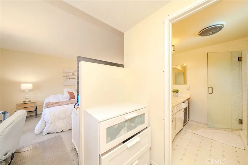 4908 Onyx Torrance, CA 90503