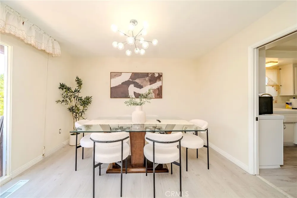 4908 Onyx Torrance, CA 90503