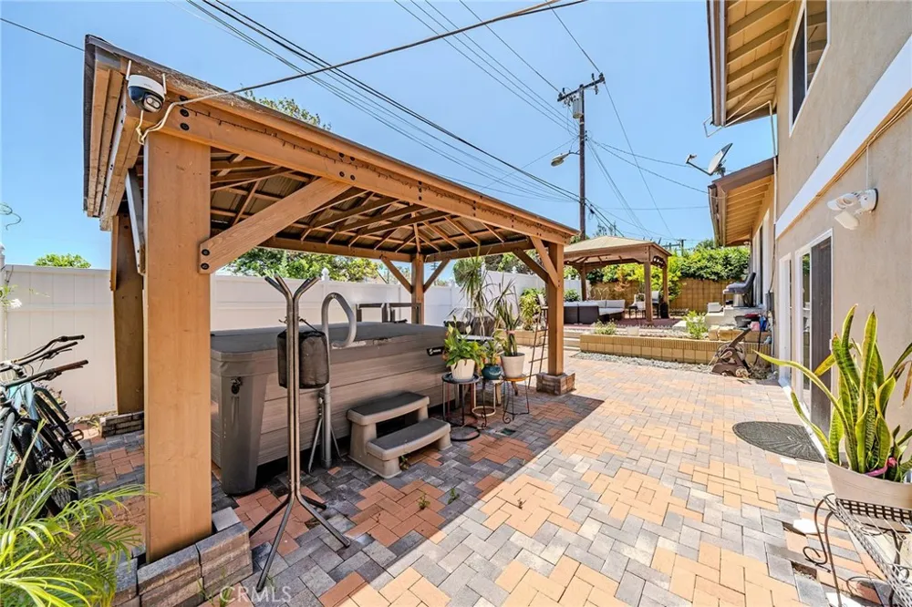 4908 Onyx Torrance, CA 90503