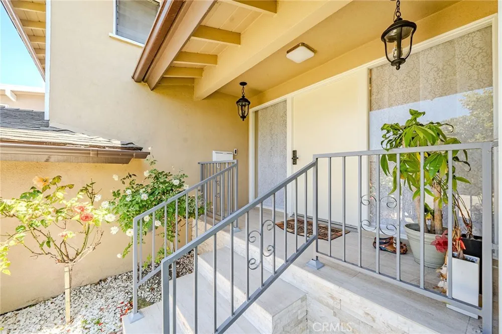 4908 Onyx Torrance, CA 90503