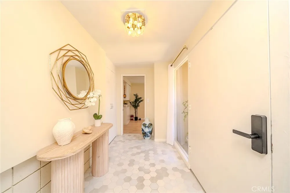 4908 Onyx Torrance, CA 90503