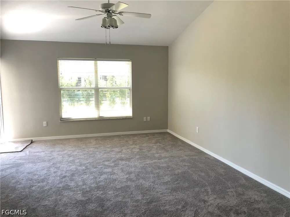 Breton Circle Fort Myers, FL 33912