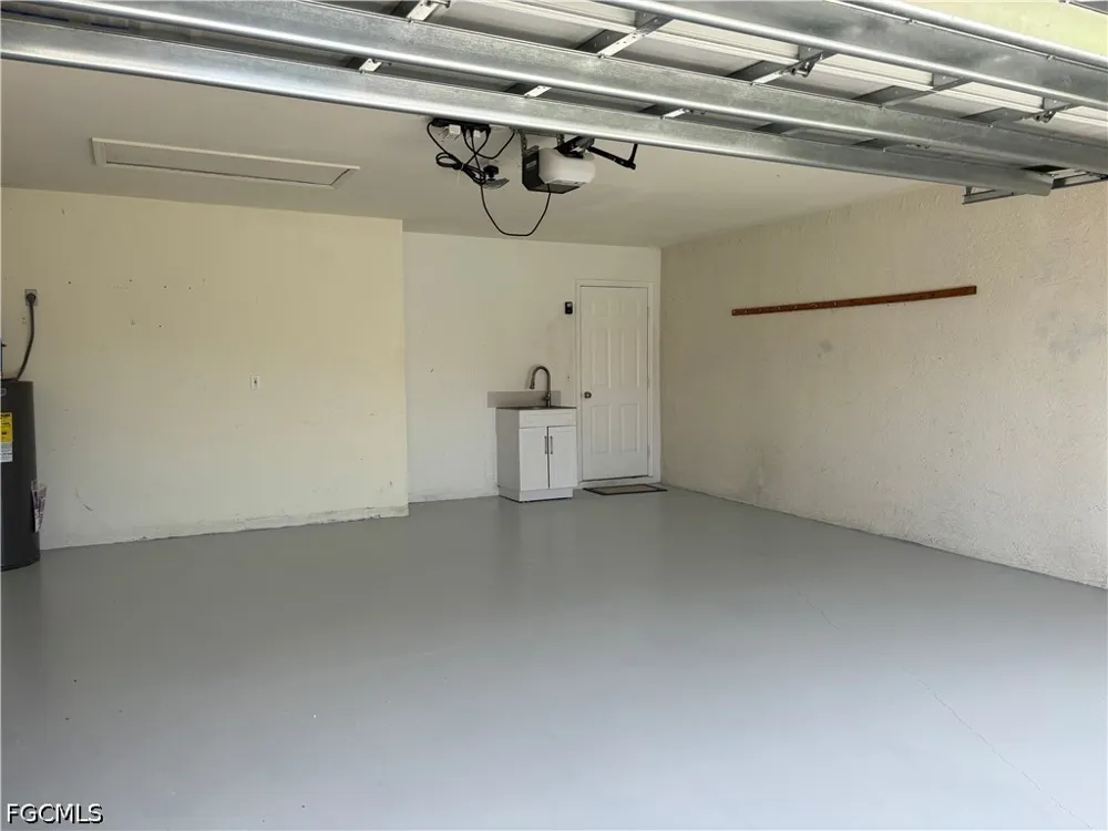 Breton Circle Fort Myers, FL 33912