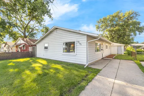 3741 E 165th Street
