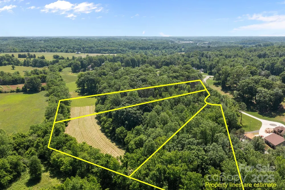 128 Backrush Court Statesville, NC 28625