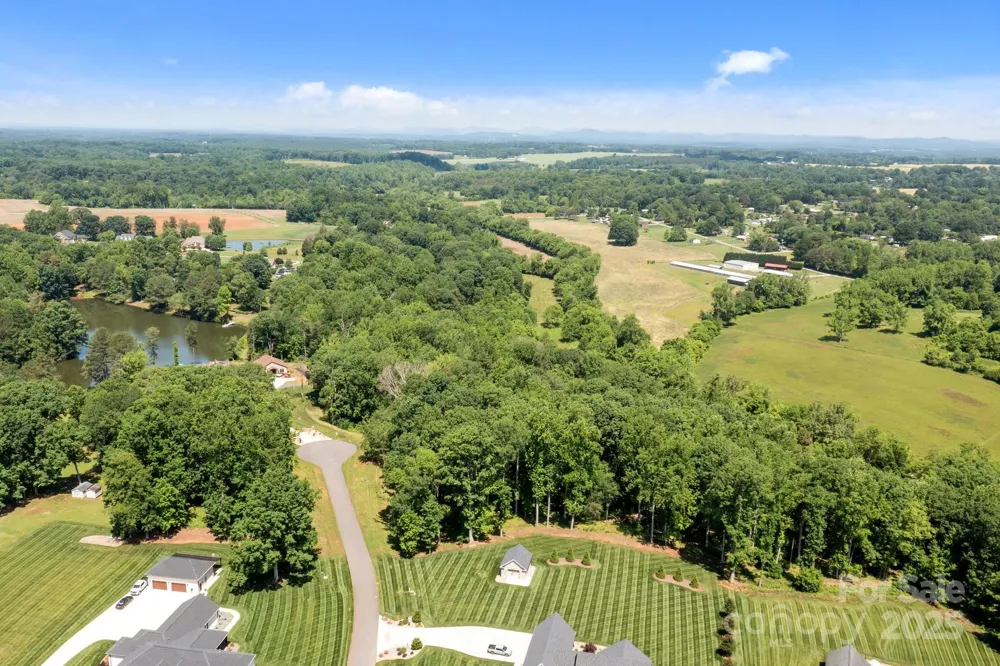 128 Backrush Court Statesville, NC 28625