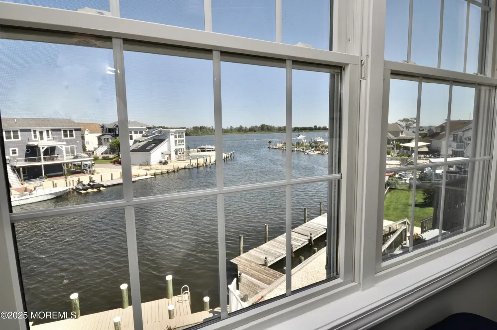 941 Mallard Drive Lanoka Harbor, NJ 08734
