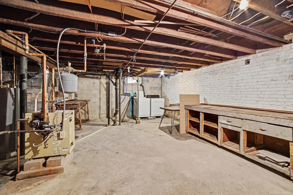 817 Wright Street Saginaw City, MI 48602