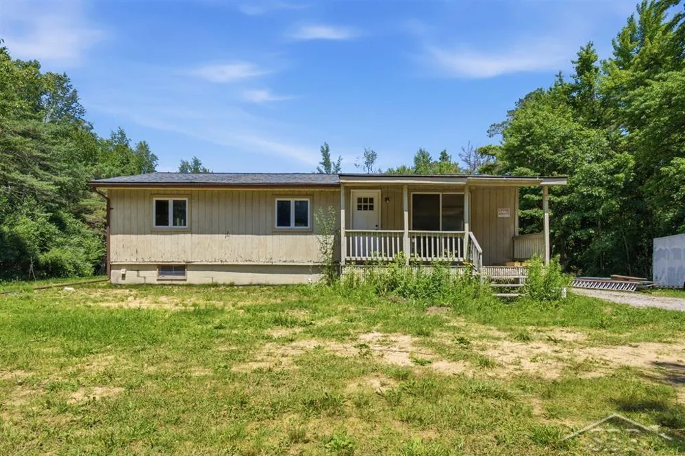 3109 E Monroe Road Larkin Charter Township, MI 48642