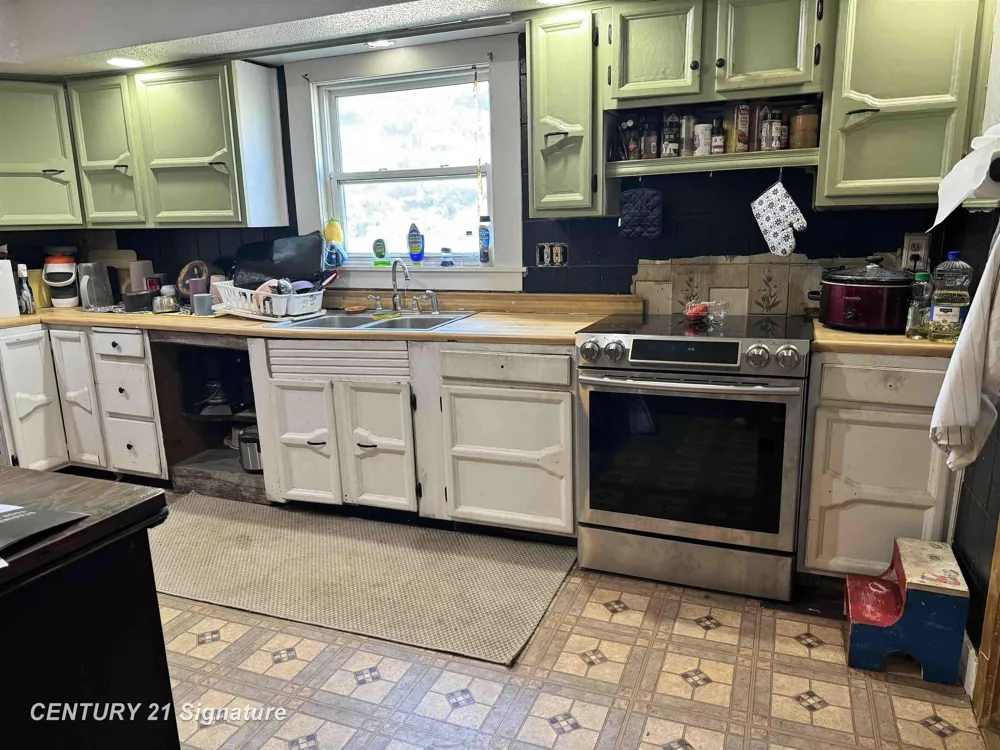 5732 E Grass Lake Road Vernon Township, MI 48617