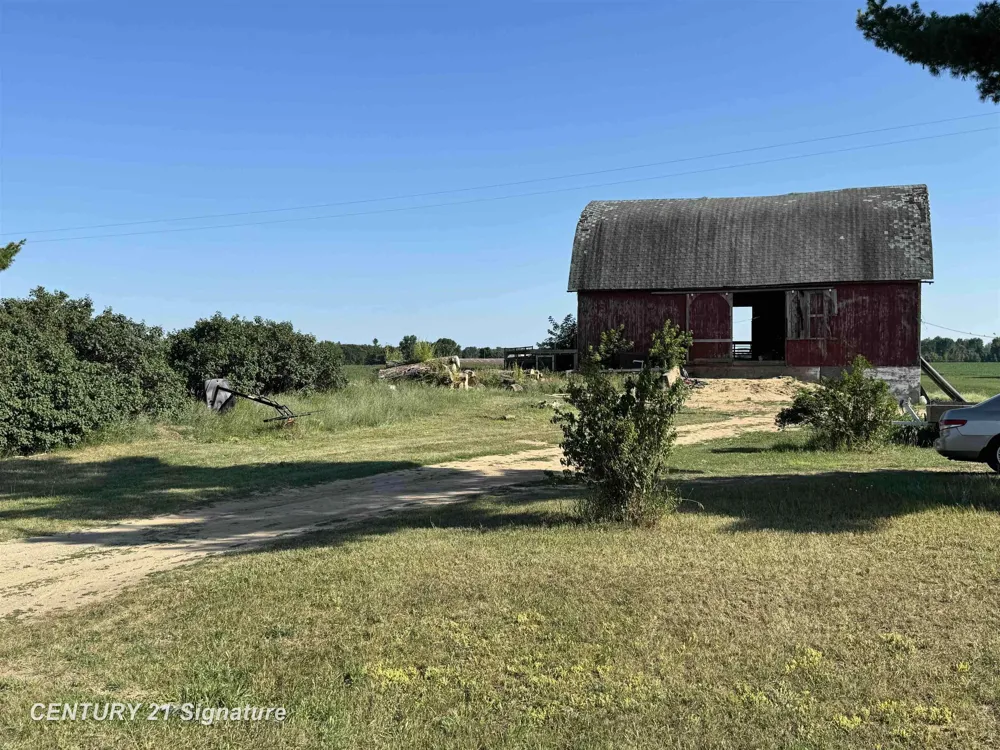 5732 E Grass Lake Road Vernon Township, MI 48617