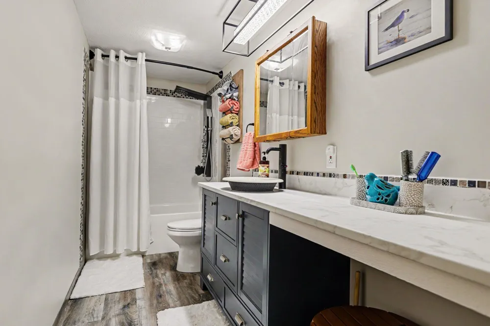57 Mason Kalamo Township, MI 49096