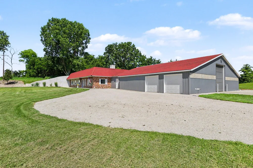 57 Mason Kalamo Township, MI 49096