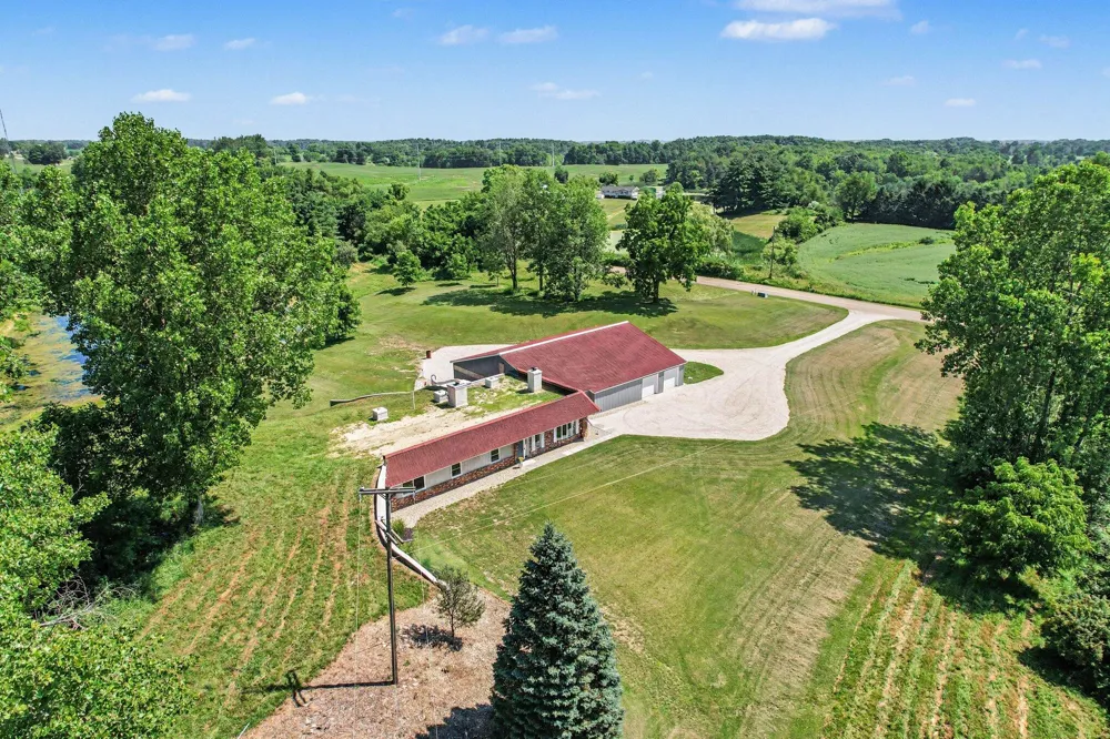 57 Mason Kalamo Township, MI 49096