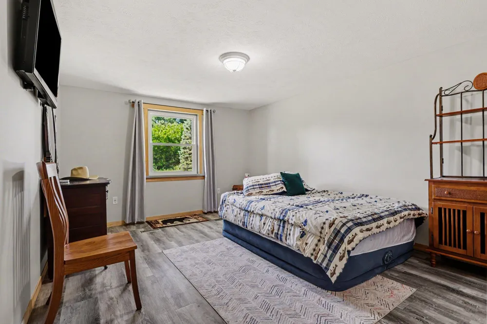 57 Mason Kalamo Township, MI 49096