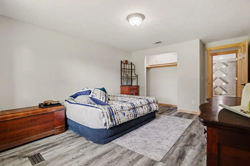 57 Mason Kalamo Township, MI 49096