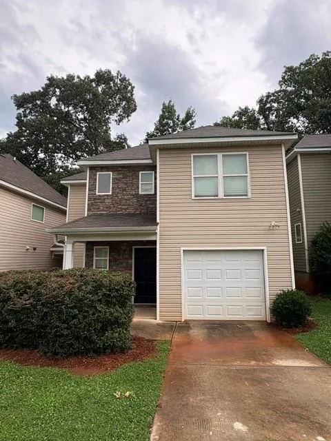 661 Carlton Pointe Drive #9