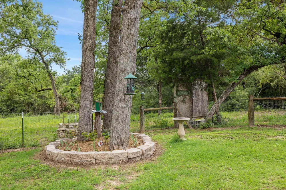 3205 County Road 308 Caldwell, TX 77836