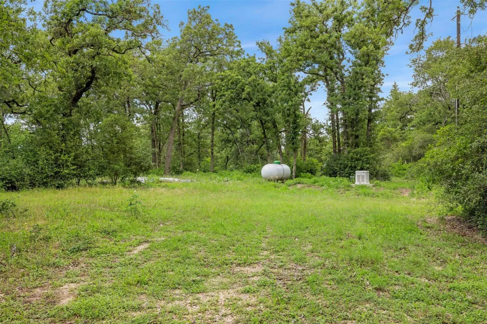 3205 County Road 308 Caldwell, TX 77836