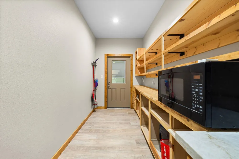 3205 County Road 308 Caldwell, TX 77836