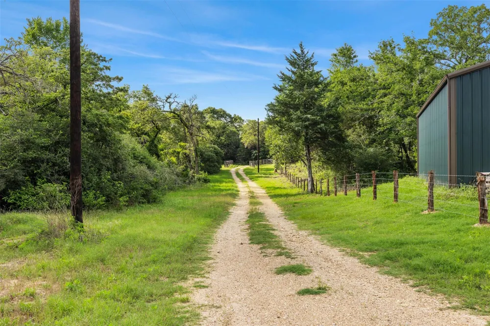 3205 County Road 308 Caldwell, TX 77836