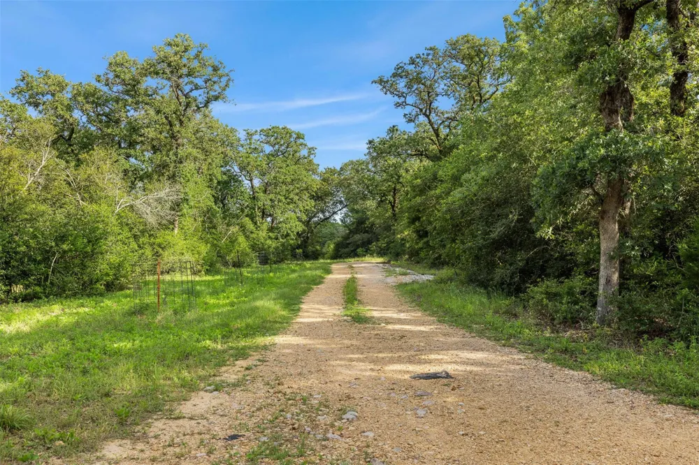 3205 County Road 308 Caldwell, TX 77836