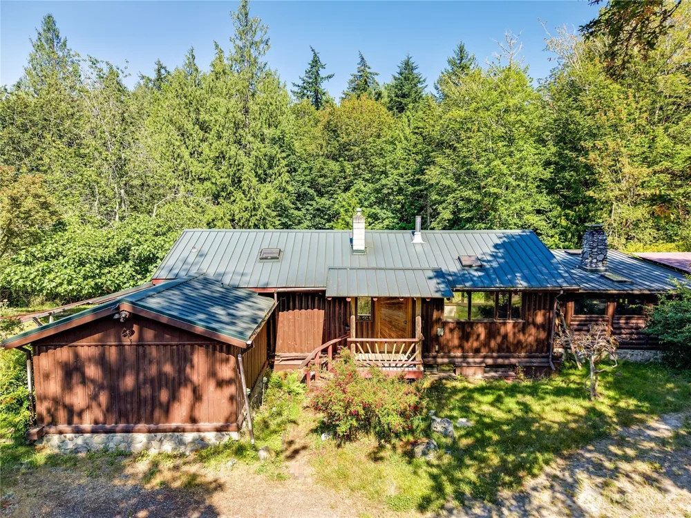1790 W Valley Road Chimacum, WA 98325