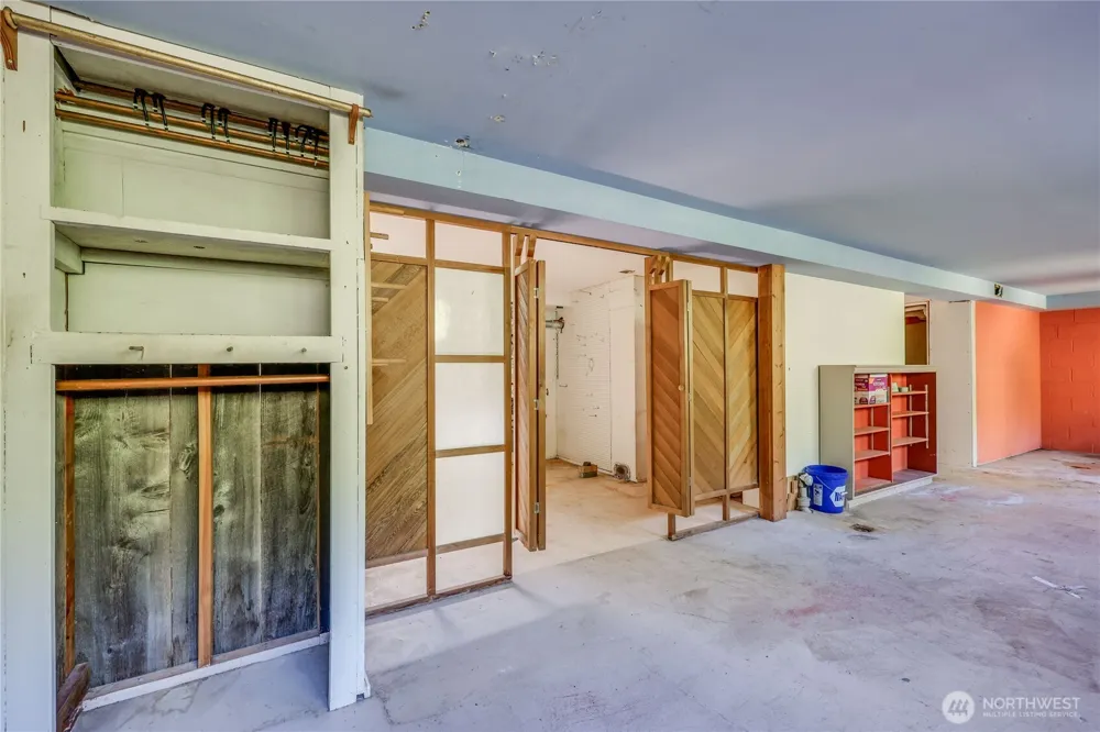 1790 W Valley Road Chimacum, WA 98325