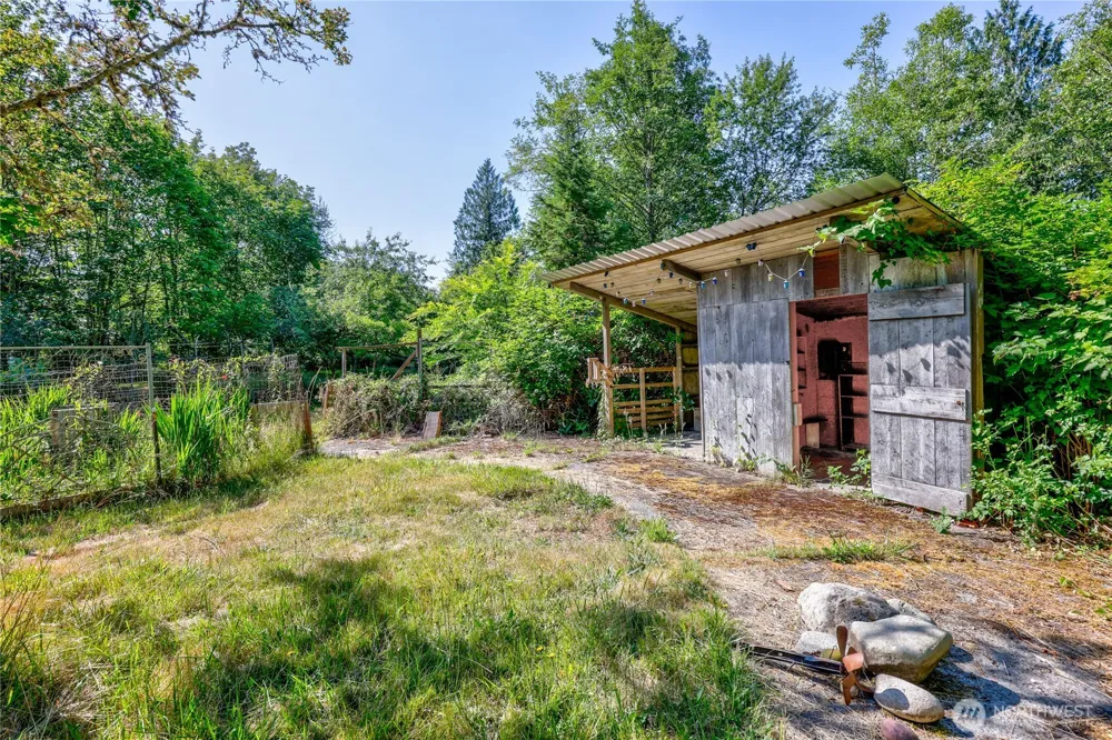 1790 W Valley Road Chimacum, WA 98325