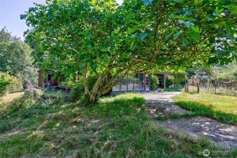 1790 W Valley Road Chimacum, WA 98325