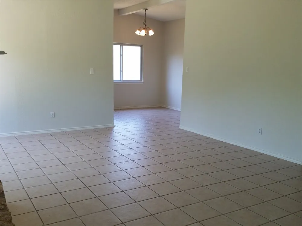 3607 Cornerstone Street Round Rock, TX 78681