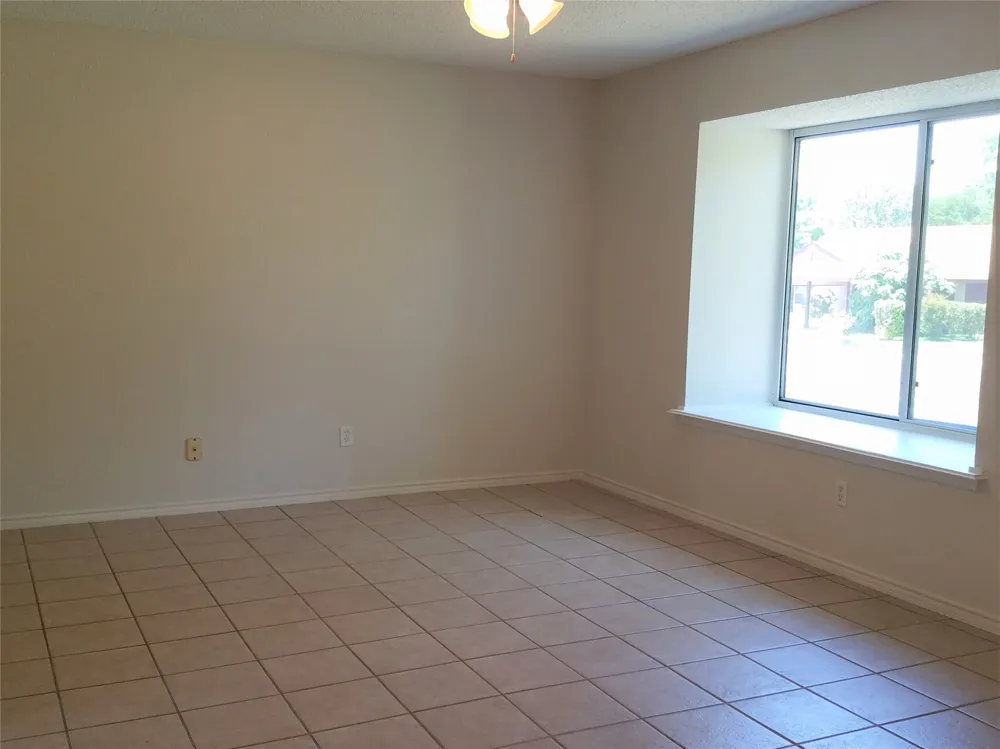 3607 Cornerstone Street Round Rock, TX 78681