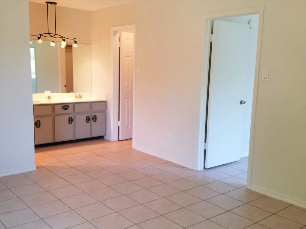 3607 Cornerstone Street Round Rock, TX 78681