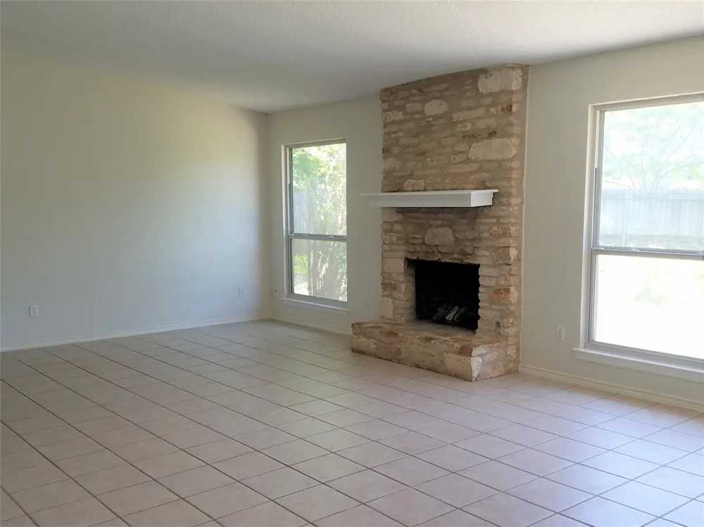 3607 Cornerstone Street Round Rock, TX 78681
