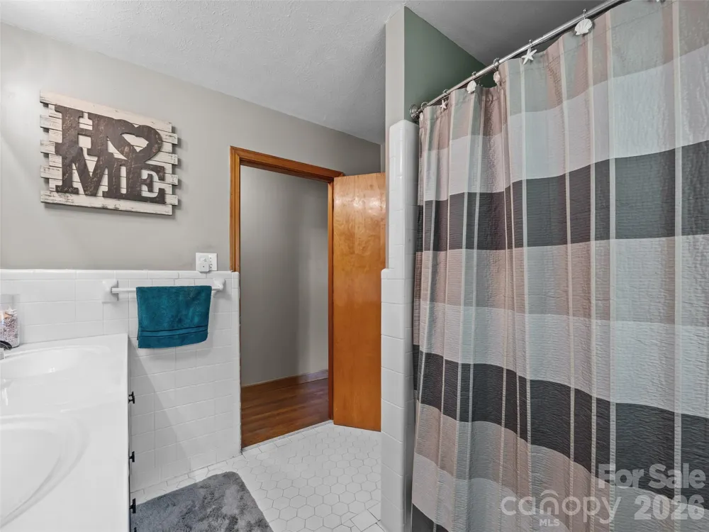 50 Baldwin Road Arden, NC 28704