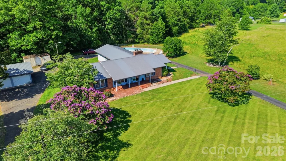 828 Ferry Road Forest City, NC 28043